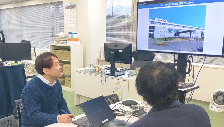 静岡県庁 LoopGateでミーティング中に資料を表示共有